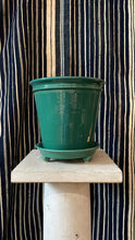 Load image into Gallery viewer, Faaborg Pot Dark Green
