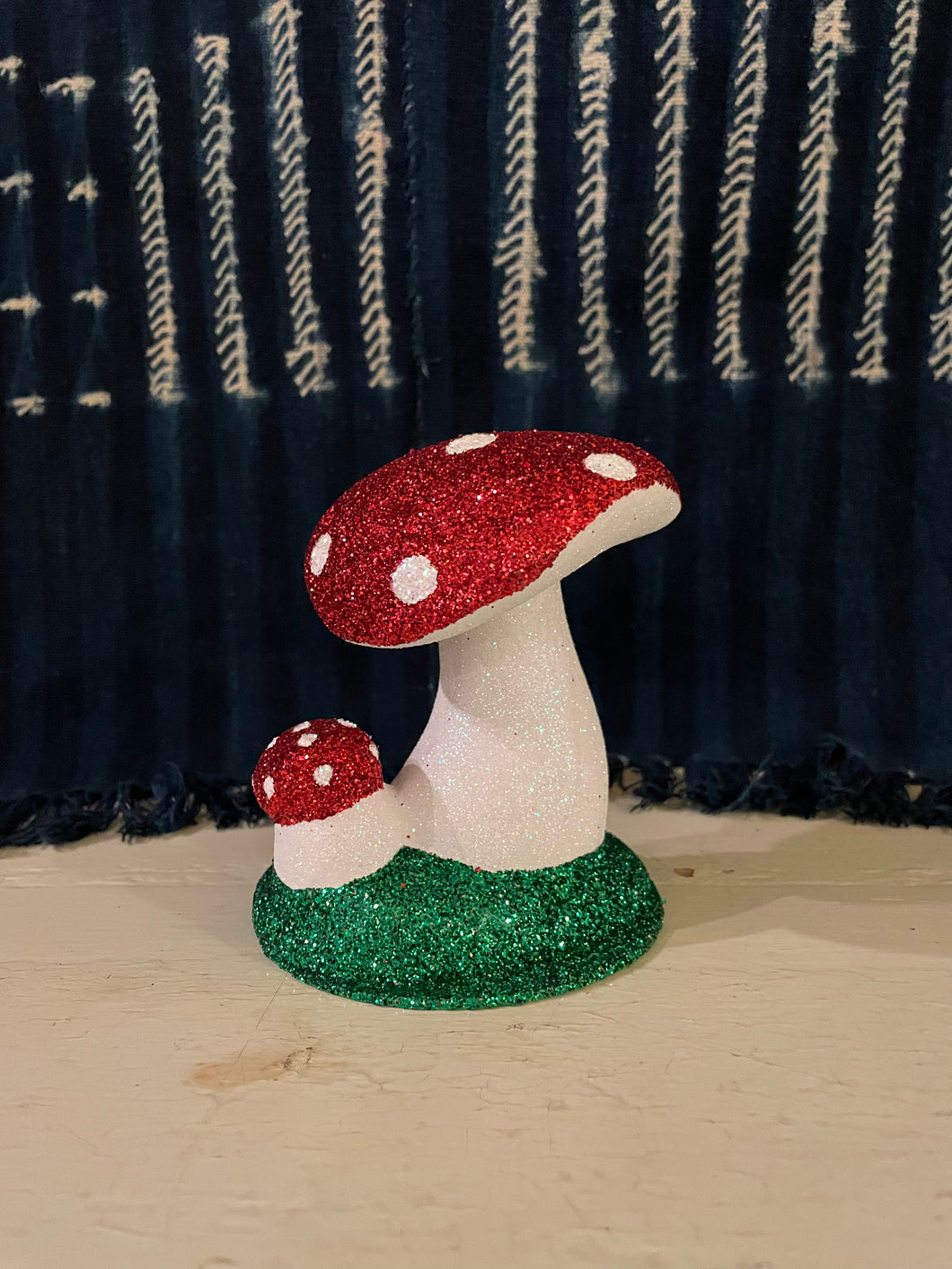 Double Mushroom - Red Glitter