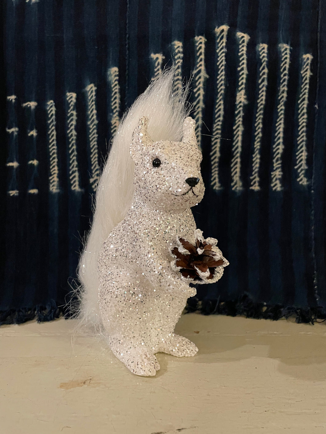 Glitter Squirrel - White with Fur Tail - Ino Schaller