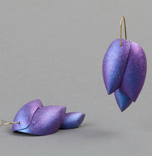 Load image into Gallery viewer, Asparagus Earrings - Bon Ton goods
