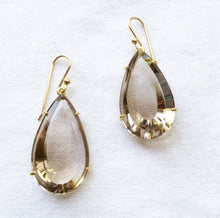 Load image into Gallery viewer, Champagne Quartz Earrings - Bon Ton goods
