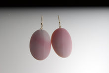 Load image into Gallery viewer, Conch Shell Earrings II - Bon Ton goods
