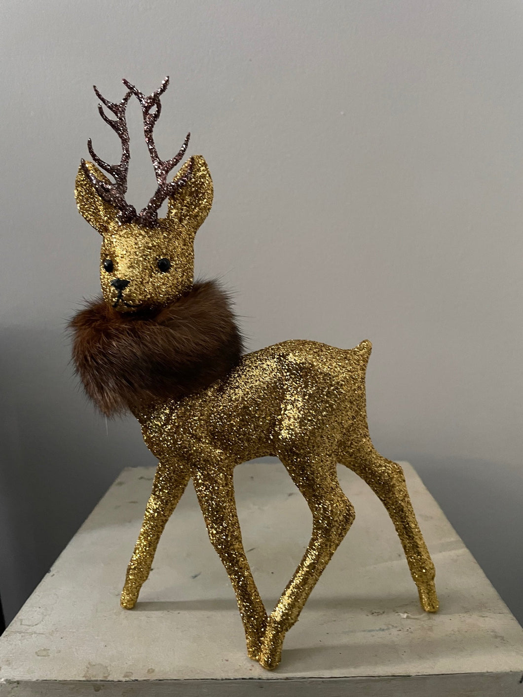 Glitter Deer - Gold with Fur - Bon Ton goods