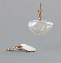 Load image into Gallery viewer, Moth White Mother of Pearl - Bon Ton goods
