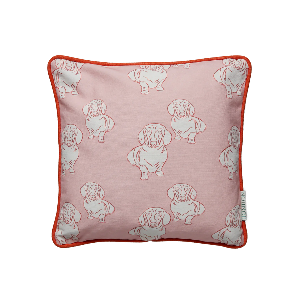 Queen Lauren Cushion (Pink)