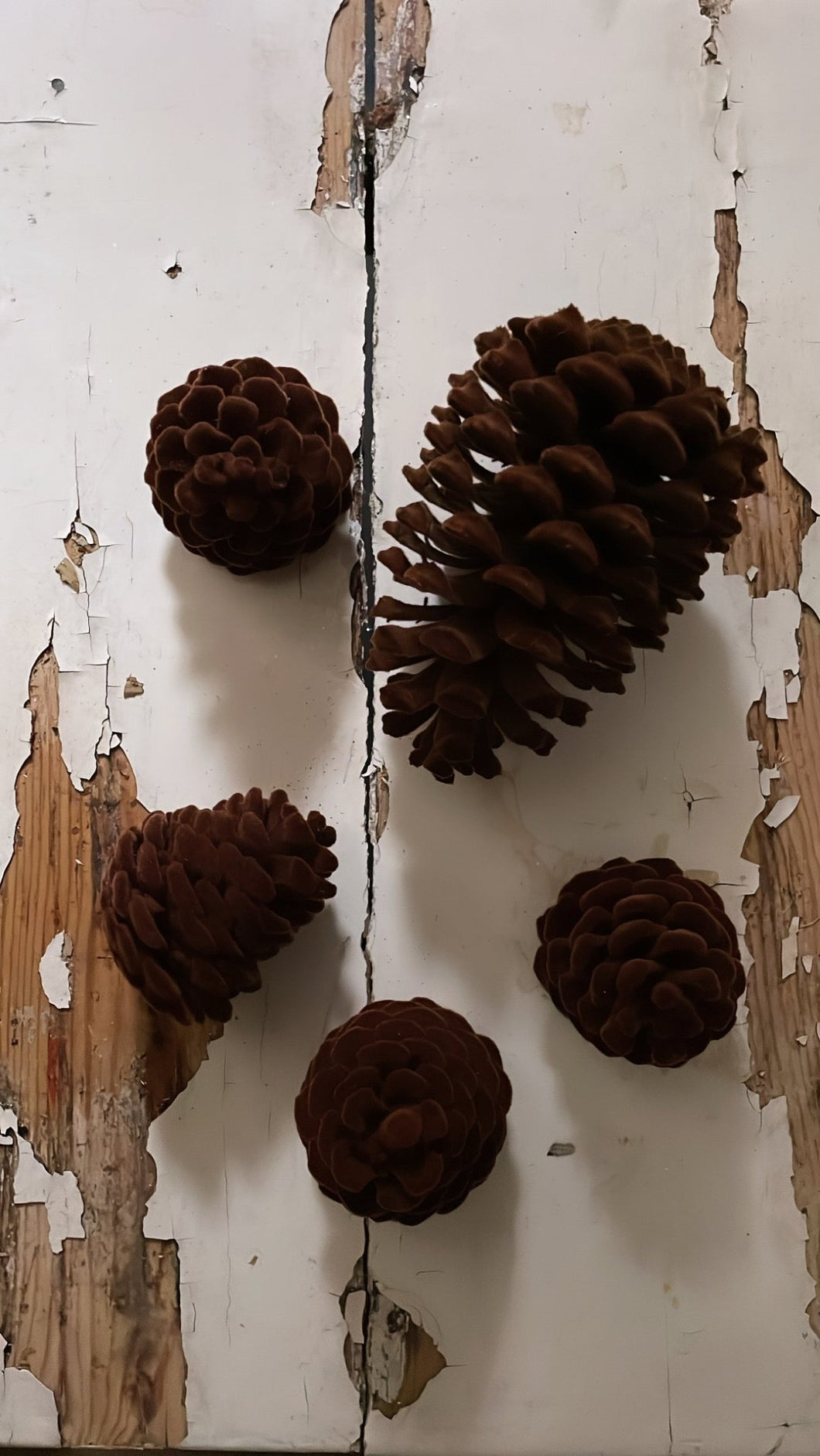 Small Velvet Pinecone - Brown - Bon Ton goods