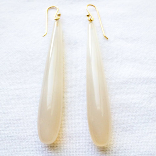 Vanilla Quartz Drop Earrings - Bon Ton goods